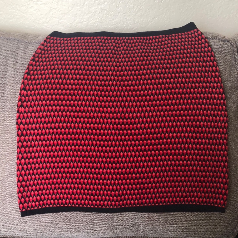 Red mini skirt!! ❤️🔥🔥